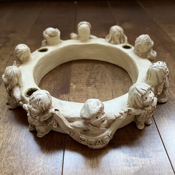 Vintage Abbey Press Advent Wreath Candle Holder Children All Over The World - Picture 2 of 9